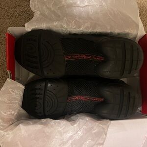 Capezio Fierce Dancesneaker size 9
